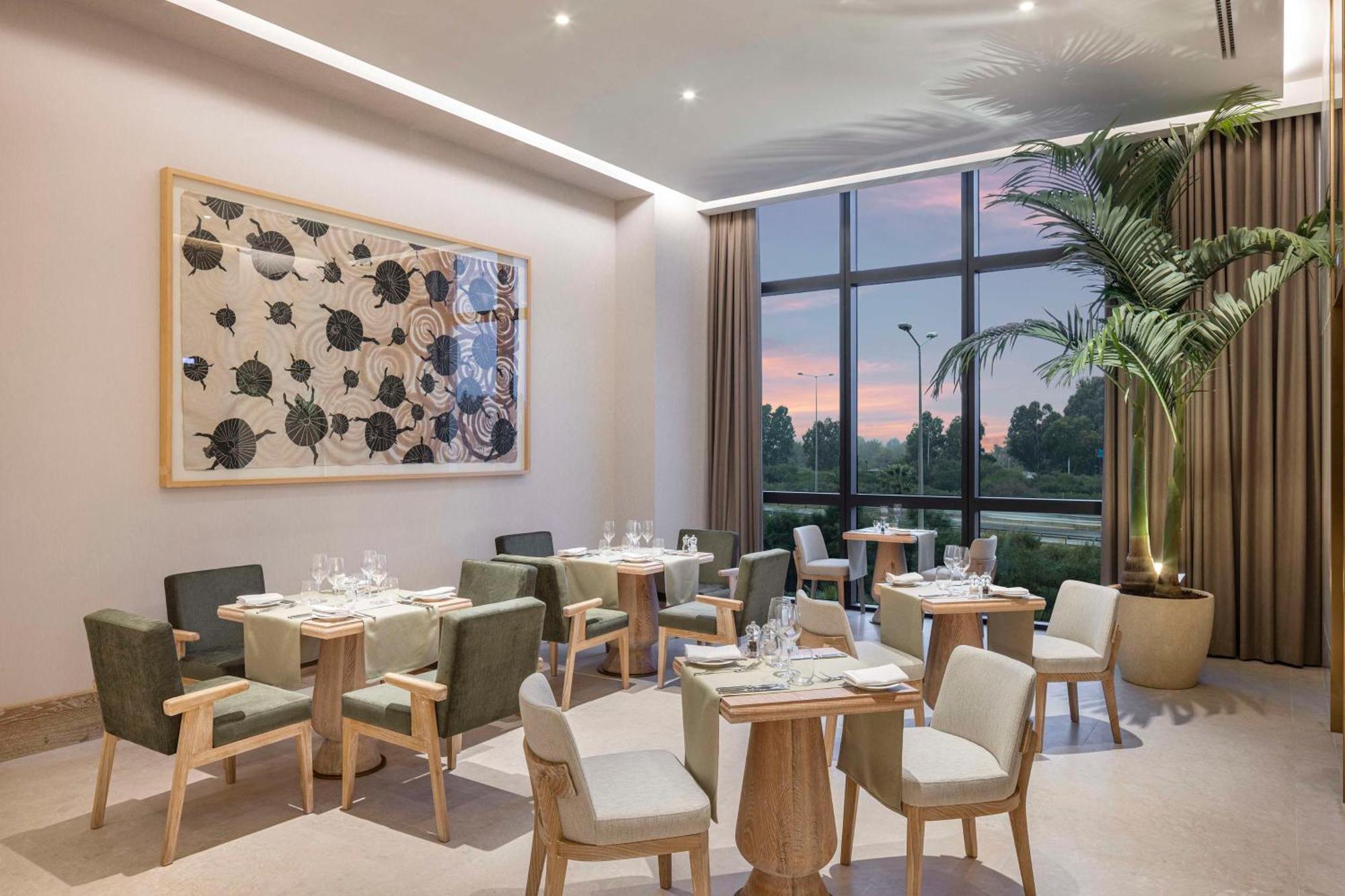 Отель Hyatt Regency Izmir Istinyepark Экстерьер фото
