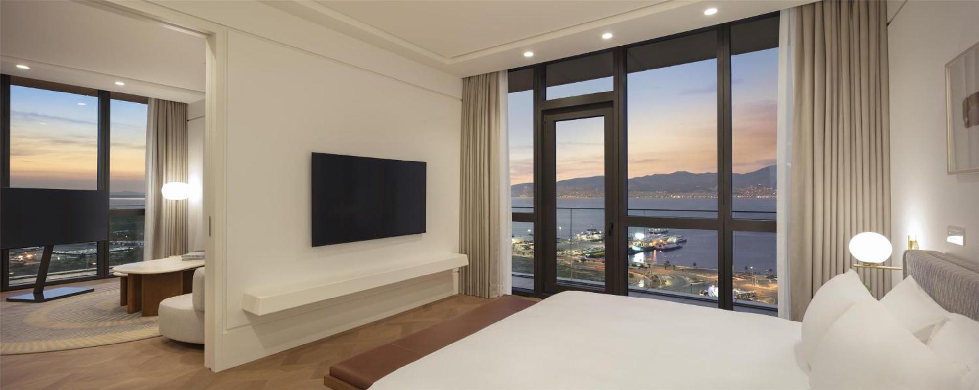 Отель Hyatt Regency Izmir Istinyepark Экстерьер фото
